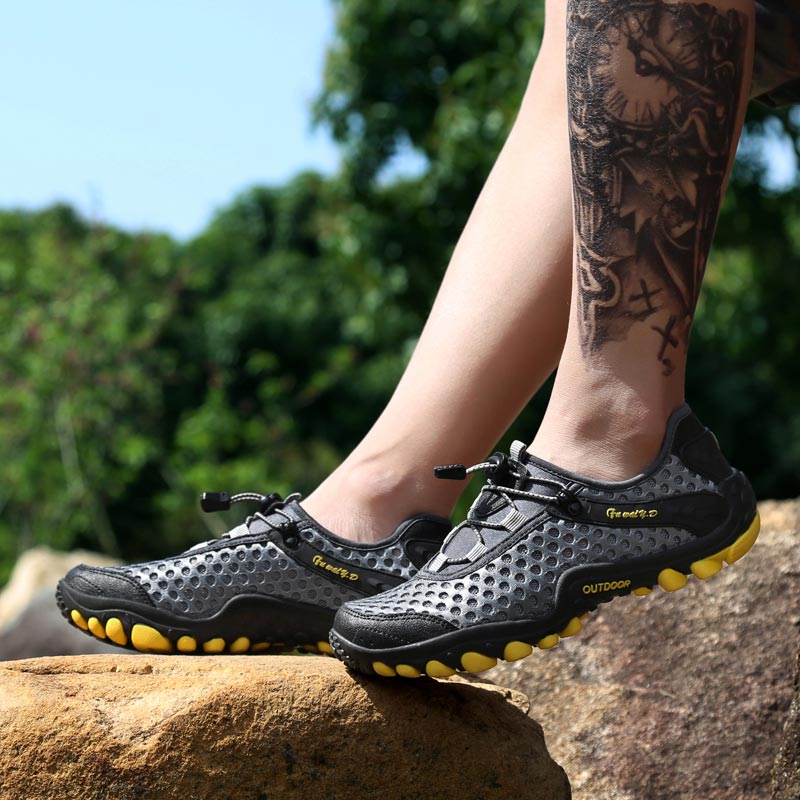 trekking mountain mens sports  - Japanese Minimalist Lifestyle Name のレビューと価格